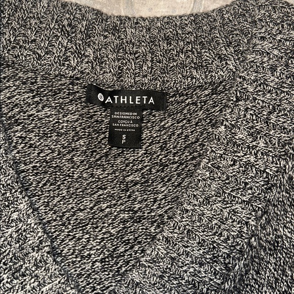 Athleta Vital v neck tunic sweater - Picture 5 of 7